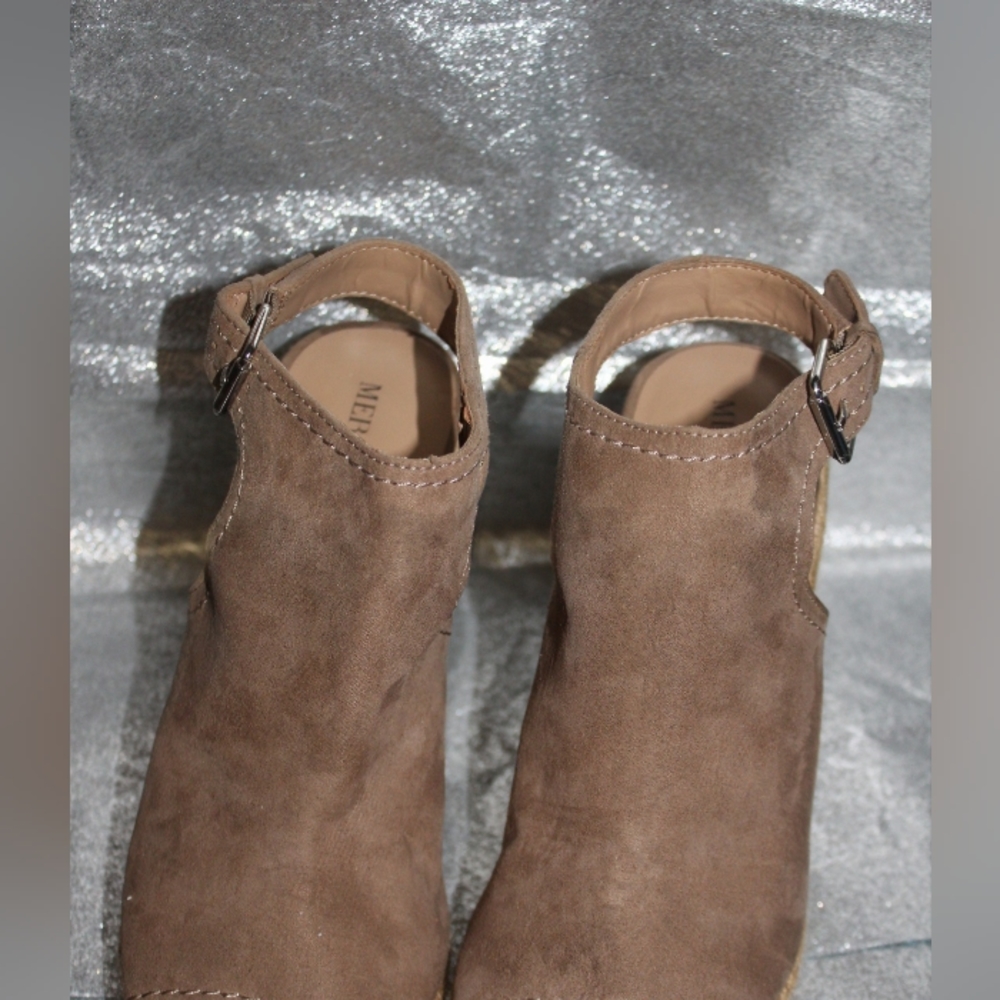 Merona Platforms - Picture 8 of 10